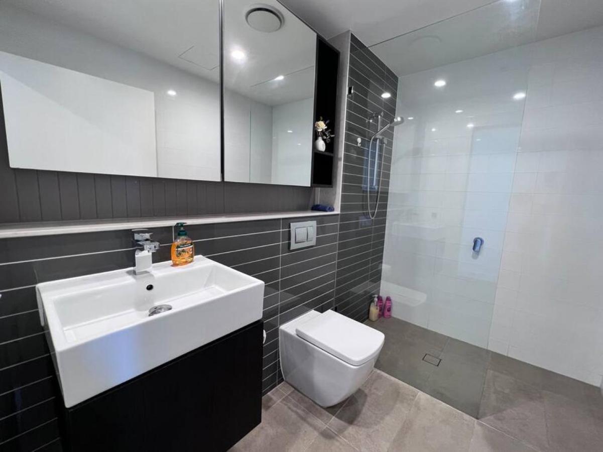 Your Luxury Weekend Getaway In Wentworth Point * Sydney
